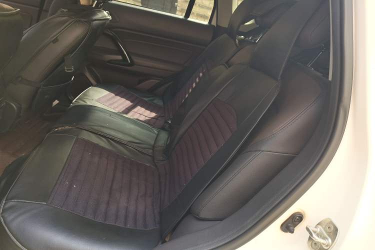 Used GAC Trumpchi GS4 2017 235T Manual Two-Wheel Drive Luxury Edition
