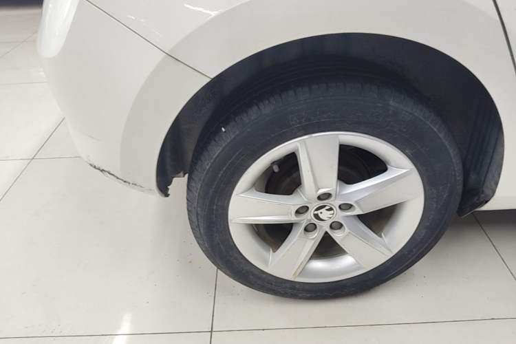 Used Skoda Fabia 2017 1.4L Automatic Car Enjoy Edition