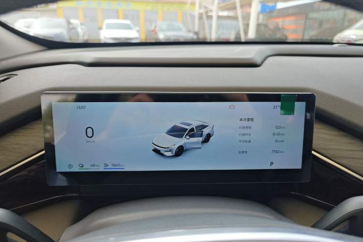 Used Geely Galaxy L6 2025 EM-i 140km Starship Edition
