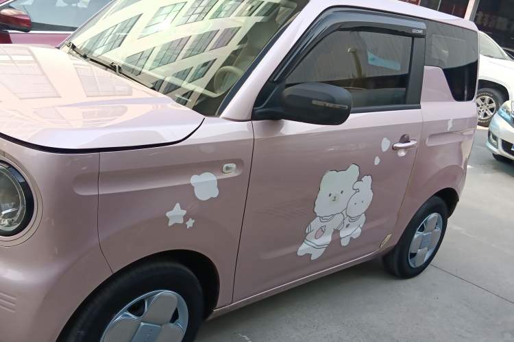 Used Geely Galaxy Panda 2023 Panda Mini 200km Endurance Bear