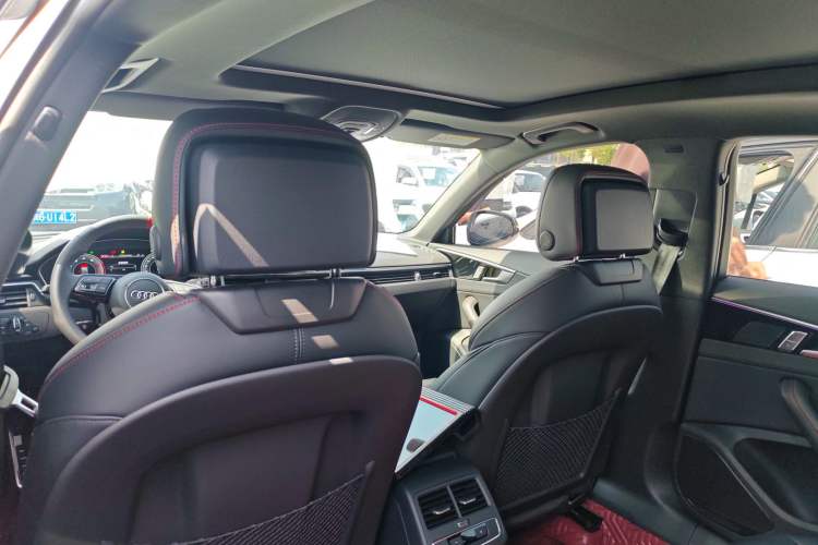 Used Audi A4L 2024 40 TFSI Luxury Dynamic Edition