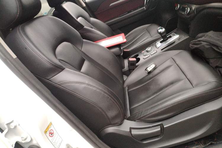 Used Haval H6 Coupe 2019 1.5T Automatic Two-Wheel Drive Ultra-Luxury Smart Connectivity Model China VI Standard