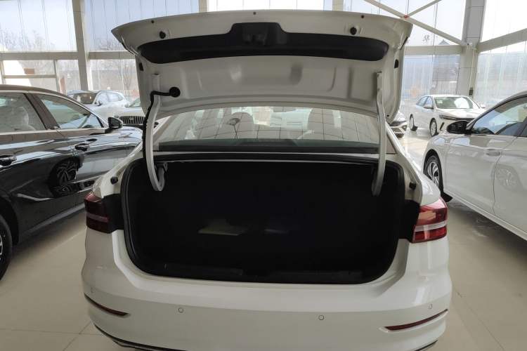 Used Volkswagen Lavida 2022 280TSI DSG Comfort Edition
