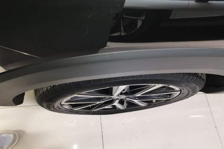 Used SOL X8 2021 300T DCT Leading Smart Connectivity Version 7 Seats