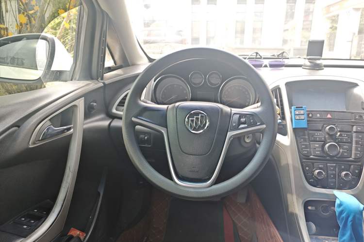 Used Buick GT 2013 XT 1.6L Automatic Fashion Edition