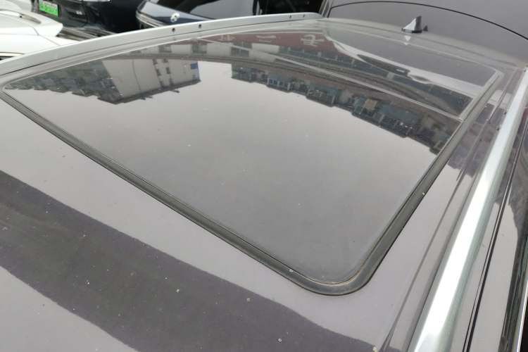 Used Buick Envision 2018 20T Two-Wheel Drive Luxury Model Roof