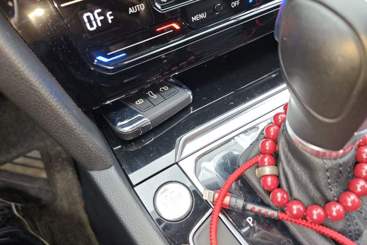 Used Volkswagen Magotan 2020 330TSI DSG Leading Model
