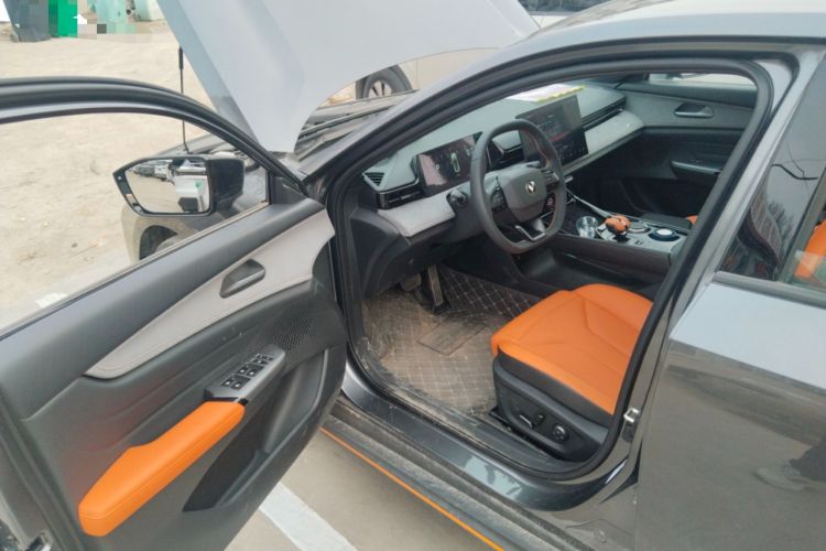 Used CHANGAN UNI-V 2025 Model Third-Generation 1.5T 500Bar Prestige Sports Edition