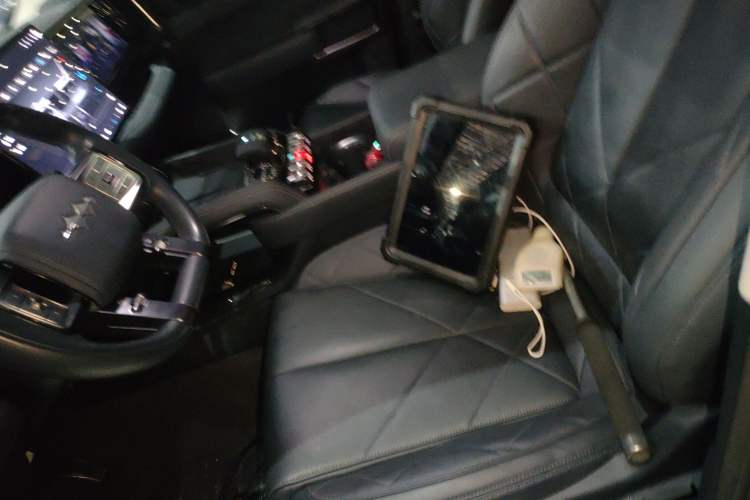 Used Formula Leopard Leopard 5 2023 Navigator Edition