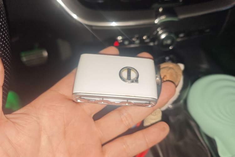 Used Volvo XC60 2019 T5 4x4 Smart Edition China V Standard