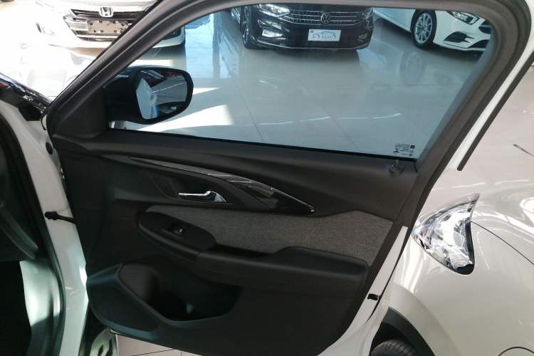 Used Chevrolet Trailblazer 2019 435T Redline CVT Two-Wheel-Drive Sharp Edition China VI Standard
