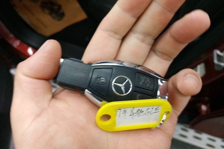 Used Mercedes-Benz GLE Coupe 2015 GLE 320 4MATIC Coupe SUV Interior 1