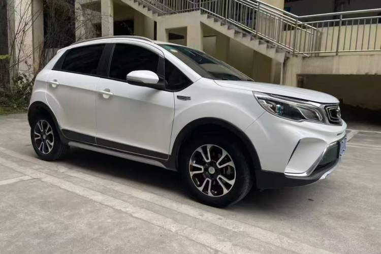 Used Geely Auto Vision X3 2017 1.5L Manual Elite Model Front Right 45 Deg