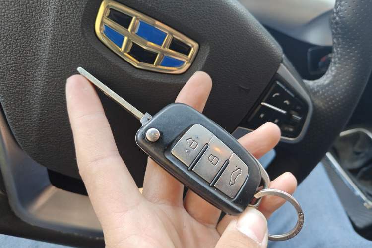 Used Geely Auto Vision 2016 1.5L Manual Happiness Edition