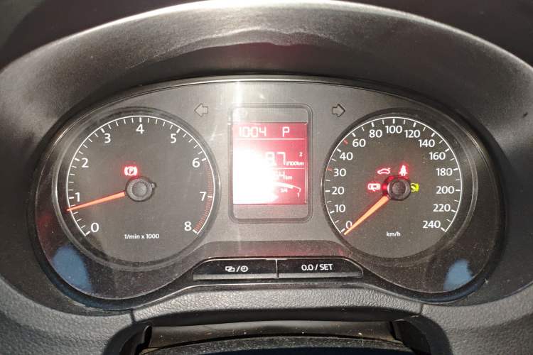 Used Volkswagen Polo 2012 1.6L Cross Polo Automatic Transmission Instrument Cluster