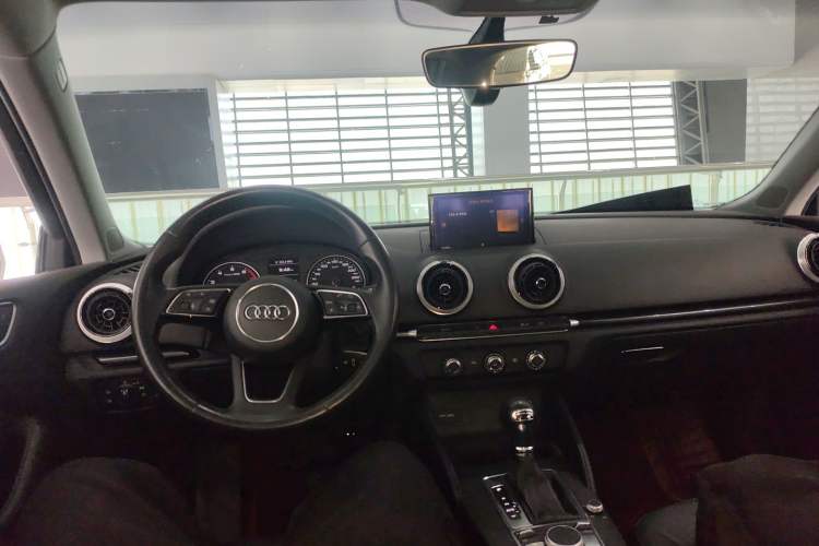 Used Audi A3 2019 Sportback 35 TFSI Fashion Edition China VI Emission Standard
