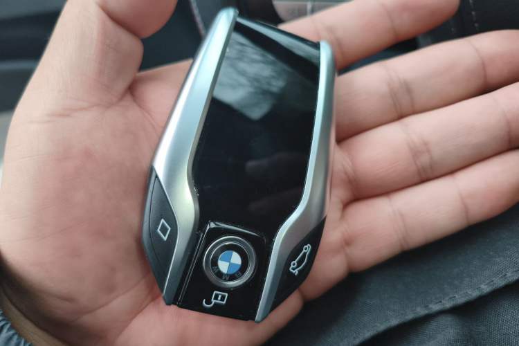 Used BMW 5 Series New Energy 2021 535Le Luxury Package
