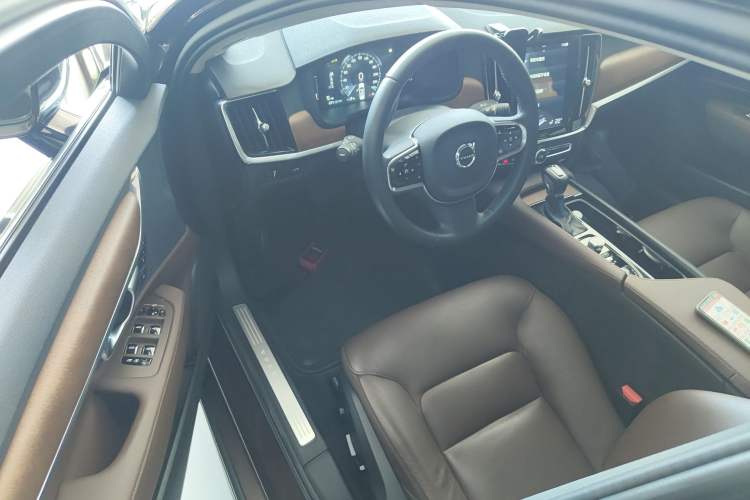 Used Volvo S90 2019 T5 Zhiyi Edition
