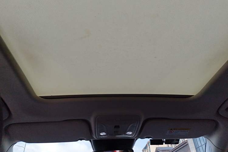 Used Hongqi HS5 2022 Revised Version 2.0T Smart Connect Flagship Edition
