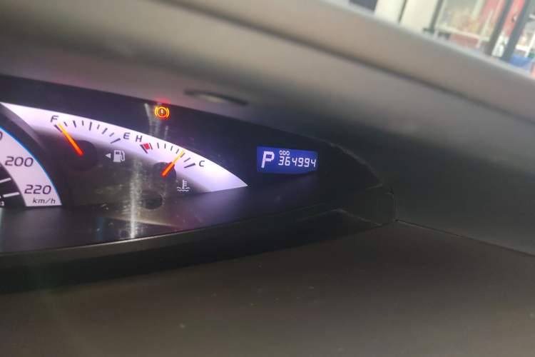 Used Toyota Previa 2012 3.5L 7-Seater Luxury Version
