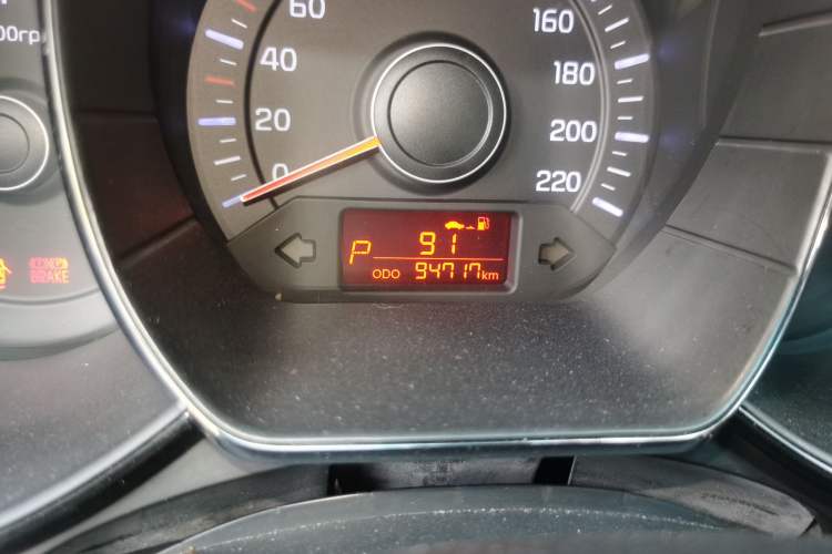 Used Kia K2 2012 Sedan 1.4L Automatic GLS Commemorative Edition
