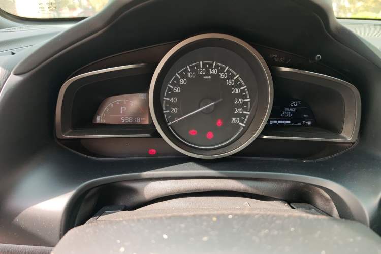 Used Mazda CX-4 2018 2.0L Automatic Two-Wheel Drive Blue Sky Dynamic Version China VI Standard
