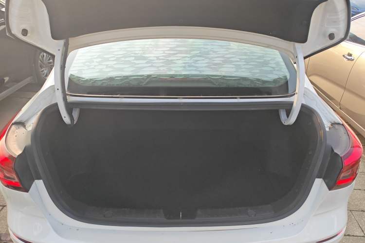 Used Changan Eado 2018 High-Energy Edition 1.6L GDI Manual RuiFeng Model China V Standard