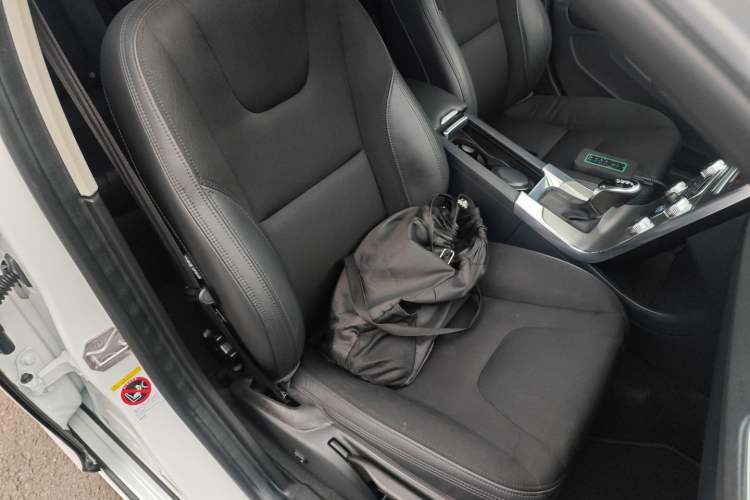 Used Volvo S60 2016 S60L T3 Smart Drive Edition
