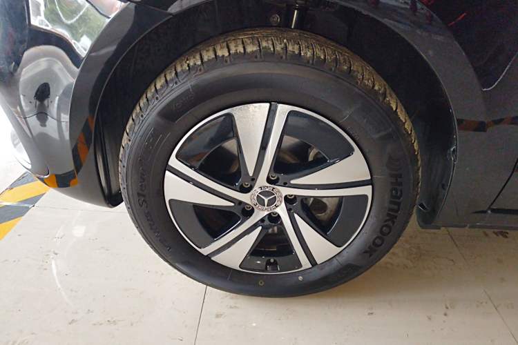 Used Mercedes-Benz Vito 2024 2.0T Elite Version 7 Seats