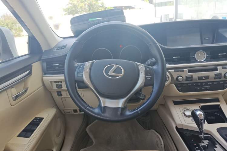 Used Lexus ES 2014 250 Elite Edition