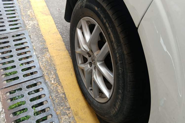 Used Volvo XC60 2019 T5 4x4 Smart Edition China V Standard
