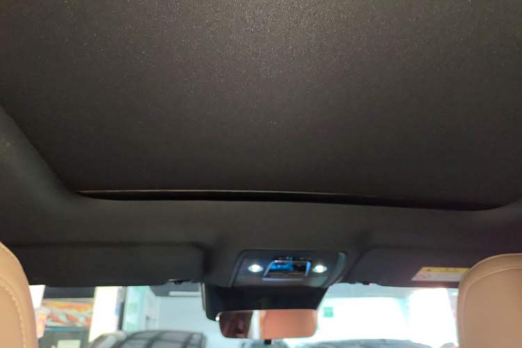 Used BYD Song L DM-i 2024 112 km Beyond Edition Headliner