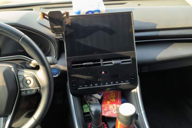 Used Toyota Avalon 2023 Dual-Engine 2.5L Luxury Edition