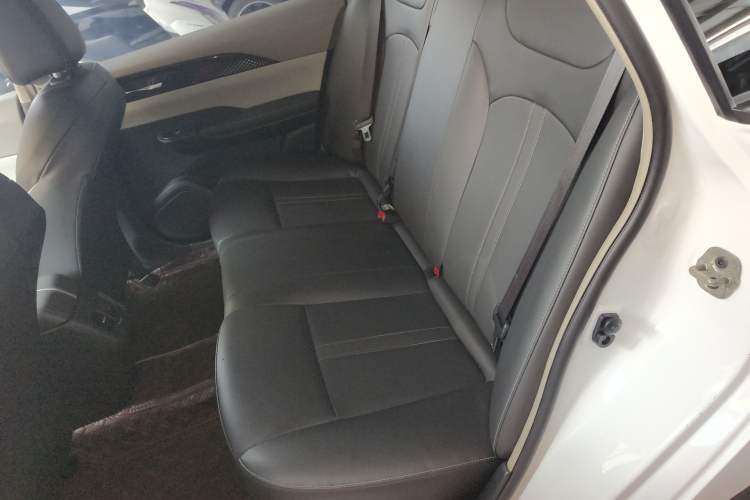 Used Dongfeng Aeolus E70 2021 Revised Version 500 Ultra-Comfort Edition