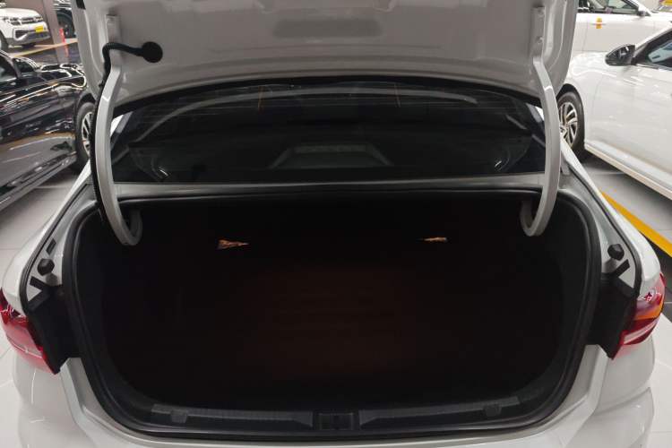 Used Volkswagen Lavida 2024 1.5L Automatic Starry Sky 5 Million Edition