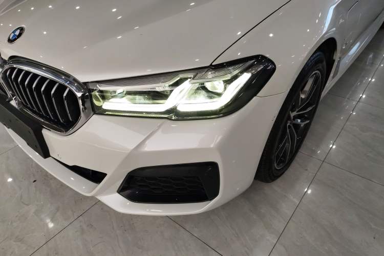 Used BMW 5 Series New Energy 2021 Restyled 535Le M Sport Package Left Front Headlight
