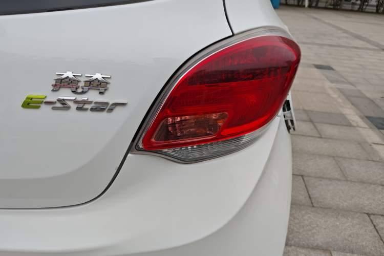 Used CHANGAN OSHAN Benni E-Star 2021 National Edition Xinyi Version (Fast-Charging Edition) Lithium Iron Phosphate (31.95 kWh) Exterior 3