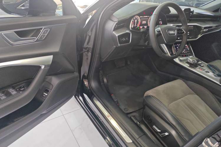 Used Audi A6L 2024 45 TFSI Prestige Dynamic Edition
