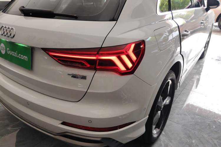 Used Audi Q3 2021 35 TFSI Fashion Dynamic Model Right Rear Taillight
