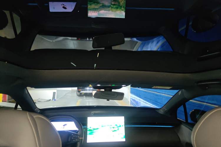 Used Lynk & Co Z20 2025 530 km Range Rear-Wheel Drive Pro Headliner