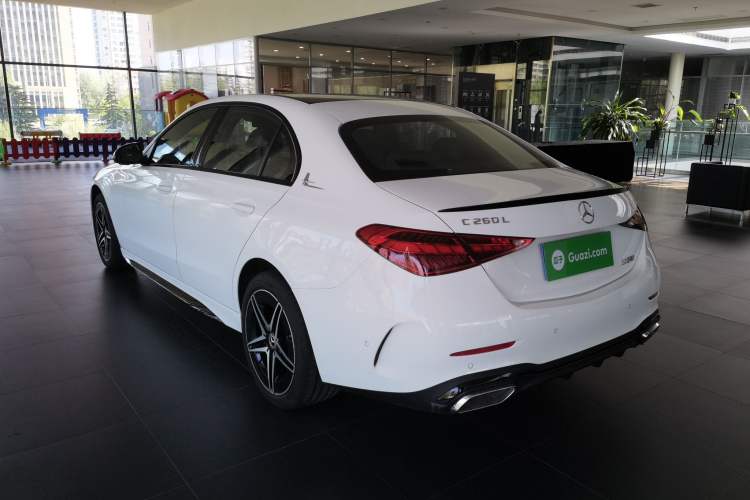 Used Mercedes-Benz C-Class 2024 Facelifted C-Class 260 L Night Edition Sports Version Rear Left 45 Deg