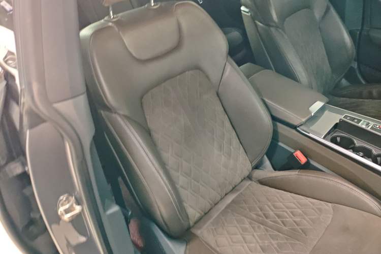 Used Audi A7L 2022 45 TFSI quattro S-line Wind Rider Right Front Seat