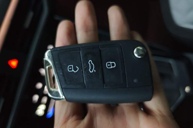 Used Volkswagen Tayron 2024 330TSI Two-Wheel Drive Luxury Plus Advanced Version Vehicle Key