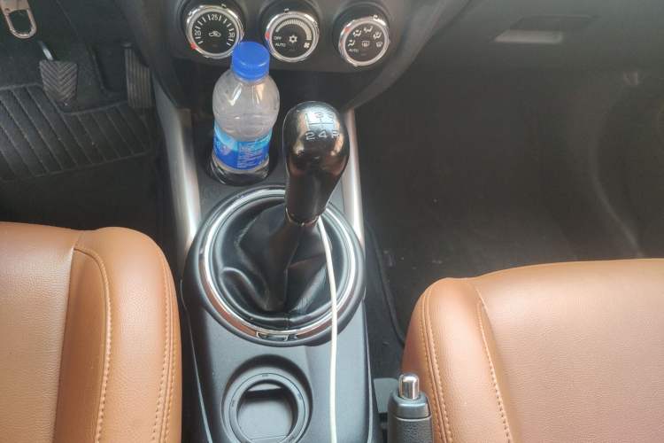 Used Mitsubishi ASX 2013 2.0L Manual Two-Wheel Drive Comfort Edition Gear Lever