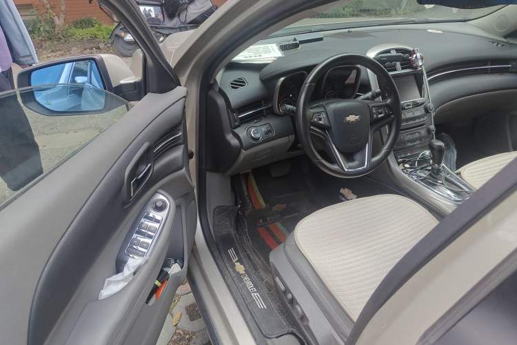 Used Chevrolet Malibu 2014 2.0L Automatic Luxury Edition
