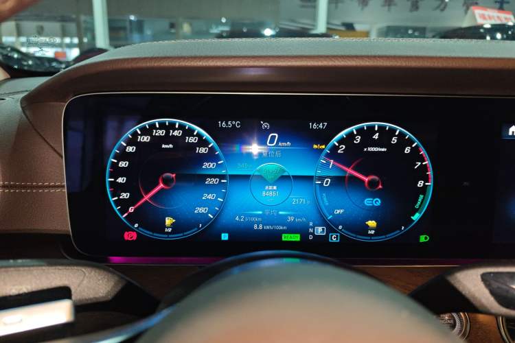 Used Mercedes-Benz E-Class New Energy 2022 Restyled E 350 e L Plug-in Hybrid Sedan Instrument Cluster