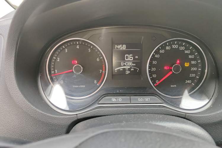 Used Volkswagen Polo 2014 1.6L Manual Comfort Edition