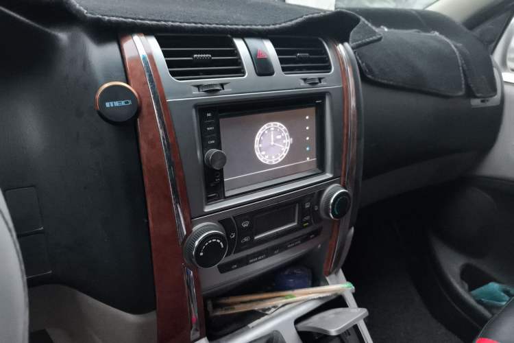 Used Jinbei Grace 2015 2.0L Classic Edition Standard Model Long Wheelbase 7/9 Seats