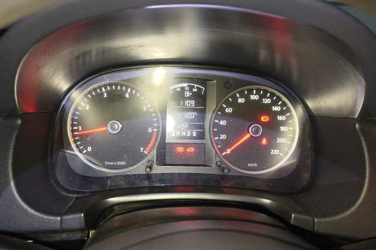 Used Volkswagen Lavida 2011 1.6L Automatic PinYou Edition Instrument Cluster