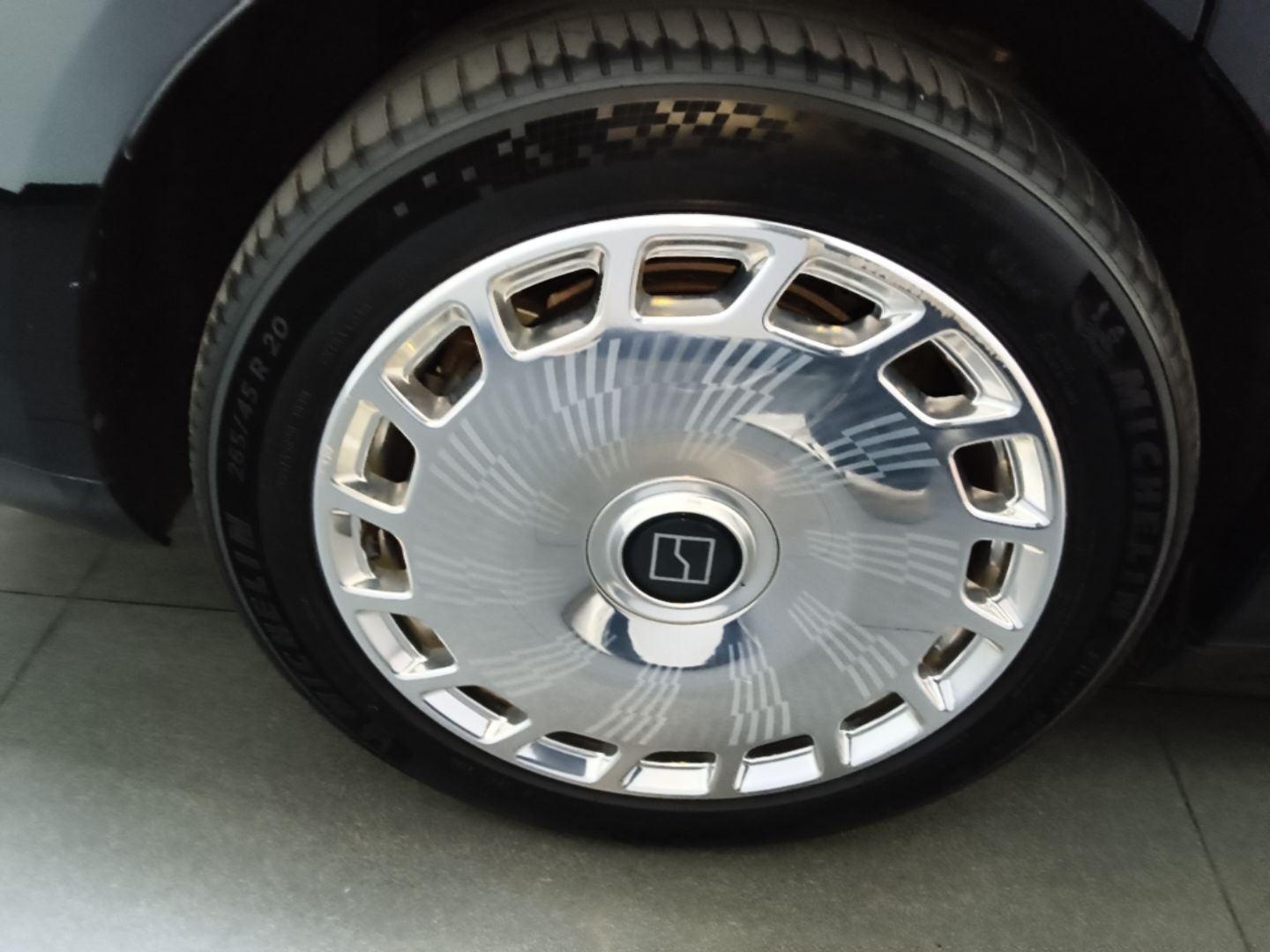 Zeekr 009 2024 GAC Trumpchi — снимка 11